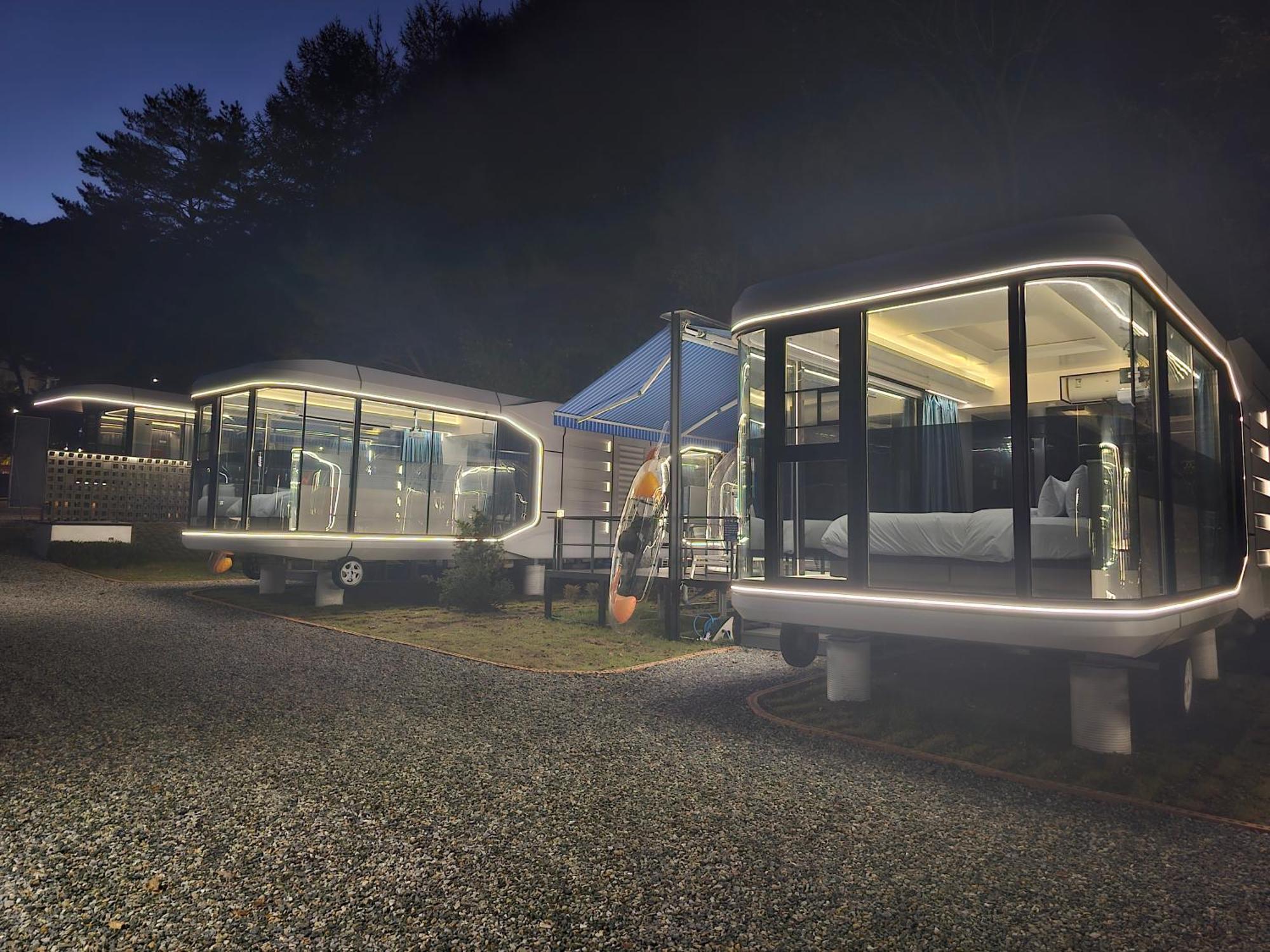 Galaxy X Hotel Type Caravan Glamping & Pension 平昌 外观 照片