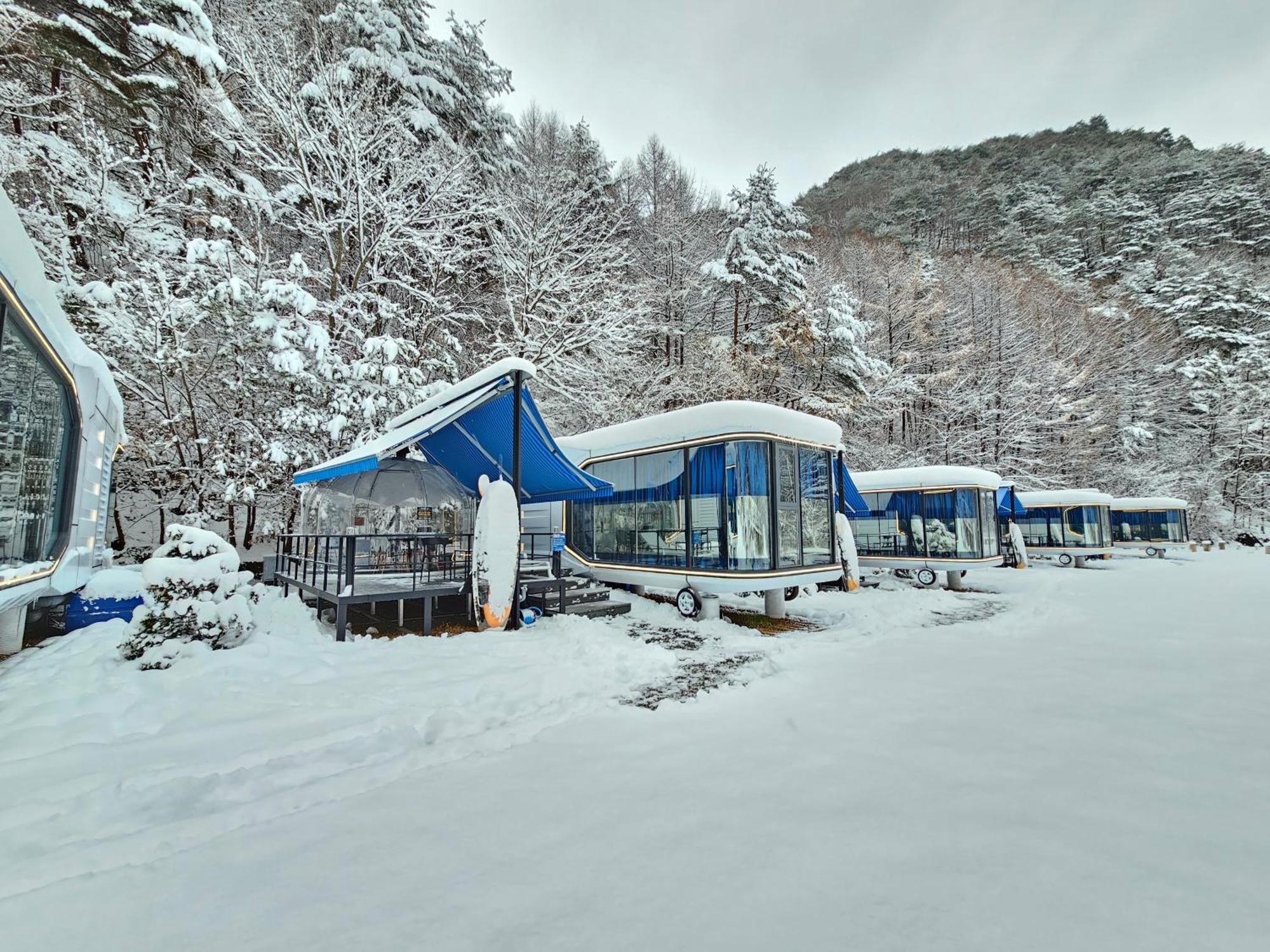 Galaxy X Hotel Type Caravan Glamping & Pension 平昌 外观 照片